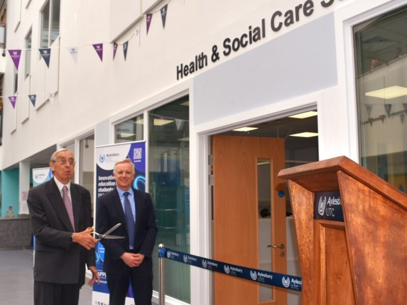 Aylesbury UTC ribbon cutting of new HSC Suite by Sir Mike Tomlinson and Rob Butler MP Aylesbury